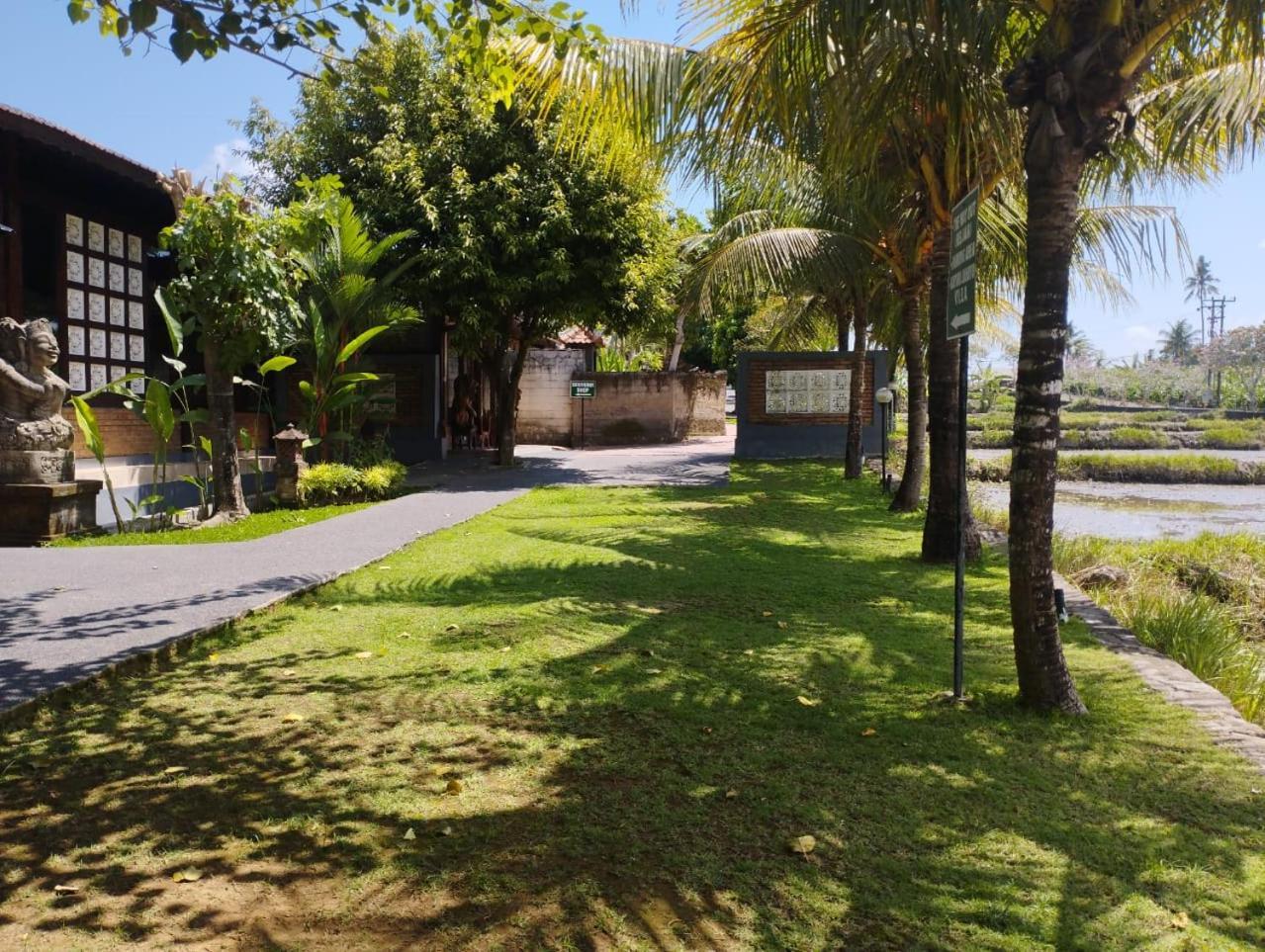Kartika Dahayu Private Pool Villas Sukawati Exterior foto